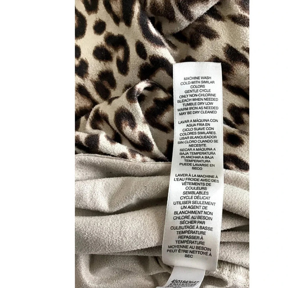 Chicos Womens size 1 8 US M Animal Print 3/4 Sleeves - Picture 6 of 9